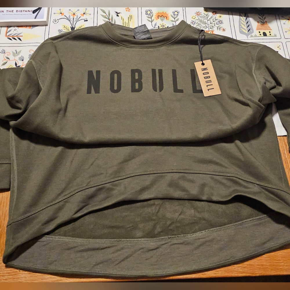 NOBULL Women's Crewneck sweatshirt Med - Army Green